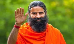 स्वामी रामदेव का बड़ा बयान: "बाबर की बात करने वाले हो जाएंगे बर्बाद", देश में छिड़ी नई बहस