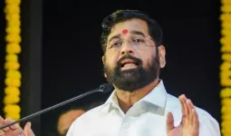 महाराष्ट्र बजट सत्र शुरू होने से पहले एकनाथ शिंदे ने छोड़ा प्रमुख विभागों का प्रभार