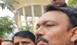 निलंबित सिटी मजिस्ट्रेट अलंकार अग्निहोत्री पहुंचे एटा,शहीद भगत सिंह प्रतिमा पर किये पुष्प अर्पित