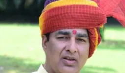 मुख्यमंत्री योगी के कार्यक्रम के दौरान भड़के पूर्व विधायक संगीत सोम, सीओ को कहा...बिना खुराक नहीं मानोगे