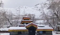 भारी बर्फबारी के कारण नेपाल का मुक्तिनाथ मंदिर क्षेत्र बंद किया गया