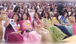 आशा मॉडर्न स्कूल में विदाई समारोह की धूम: कक्षा 12 के छात्र-छात्राओं को नृत्य और संगीत के साथ दी गई 'फेयरवेल'