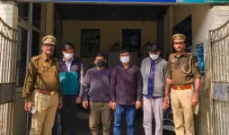 नोएडा: क्रू-शिप जॉब के नाम पर साइबर ठगी करने वाले कॉल सेंटर का पर्दाफाश, 4 गिरफ्तार