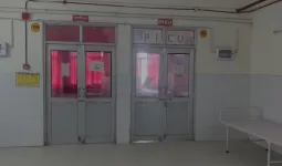 शामली के जिला अस्पताल में सिस्टम वेंटिलेटर पर: करोड़ों के उपकरण धूल फांक रहे, डॉक्टरों की कमी से गंभीर मरीज रेफर होने को मजबूर