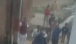 मुजफ्फरनगर: पंचायत चुनाव की रंजिश में युवक पर जानलेवा हमला, कार से कुचलने का प्रयास