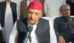 त्योहारों पर गले मिलना ही हमारी हिंदुस्तानियत है': होली से पहले अखिलेश यादव का बड़ा संदेश