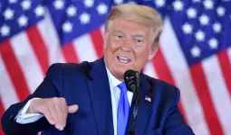 "ये फैसला शर्मनाक है!"... सुप्रीम कोर्ट के आदेश पर भड़के डोनाल्ड ट्रंप, बोले- मोदी 'महान व्यक्ति', पर टैरिफ नहीं घटायेंगे !