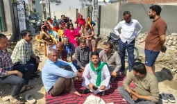 मुज़फ्फरनगर: बचन सिंह कॉलोनी में जलभराव का तांडव: नाराज निवासियों ने मंत्री-सांसद के खिलाफ किया जोरदार प्रदर्शन