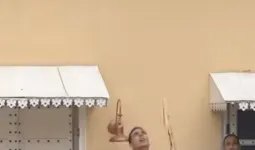 ‘भूत बंगला’ के सेट पर अक्षय कुमार-शिखर धवन का क्रिकेट धमाका: शूटिंग के बीच जमकर हुई मस्ती