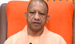 यूपी सरकार का बड़ा फैसला: वृद्धावस्था पेंशन के लिए अब आधार कार्ड की जन्मतिथि अमान्य, आयु प्रमाण पत्र हुआ अनिवार्य