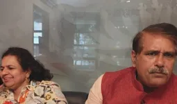 यूपीएससी परीक्षा में तीसरी रैंक लाने वाले एकांश ढुल के पिता बोले-बेटे ने इतिहास रचा