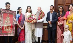 कंगना रनौत ने अपने जन्मदिन पर परिवार संग पीएम मोदी से की मुलाकात, फोटो शेयर कर जताई खुशी