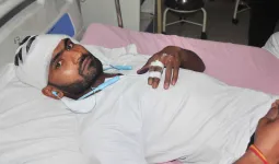 शामली: तेज रफ्तार कार ने ई-रिक्शा को टक्कर मारी, आधा दर्जन सवारी गंभीर रूप से घायल