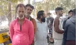 भोपाल में युवक की चाकू मारकर हत्या, शव सड़क किनारे मिला, पुलिस जांच में जुटी