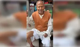 शामली में आवारा कुत्तों का आतंक: बुजुर्ग पर जानलेवा हमला, क्षेत्र में दहशत का माहौल