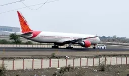 एयर इंडिया की बड़ी चूक, 9 घंटे बाद दिल्ली वापस लौटी कनाडा जाने वाली फ्लाइट 