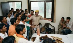 मुजफ्फरनगर: होटल के कमरे में प्रेमी जोडे के साथ मारपीट, वीडियो भी बनाई