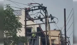 मुजफ्फरनगर में बेगराजपुर बिजली घर पर तैनात लाइनमैन सोनू करंट लगने से मौत