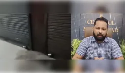 मुरादाबाद में नगर निगम का चला'हंटर': टैक्स बकायादार दुकानों-प्रतिष्ठानों पर जड़े ताले, मचा हड़कंप