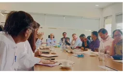 नोएडा इंटरनेशनल एयरपोर्ट लोकार्पण को लेकर हुई उच्च स्तरीय समीक्षा बैठक