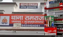 मुजफ्फरनगर के रामराज में बीयर शॉप चुराई 53 हजार से अधिक की शराब, सबूत मिटाने के लिए सीसीटीवी कैमरों का डीवीआर भी कर गये पार 