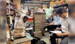 मुजफ्फरनगर के चरथावल में मिलावटखोरों पर एक्शन:खाद्य विभाग की ताबड़तोड़ छापेमारी