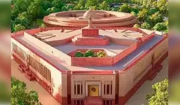 देश के गरीब परिवारों तक एलपीजी गैस की पहुंच तय करें सरकार:संसदीय समिति