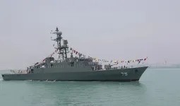 हिंद महासागर में बड़ा सैन्य हमला अमेरिकी पनडुब्बी के हमले से डूबा ईरान का युद्धपोत, 80 लोगों की मौत कई लापता दुनिया भर में बढ़ा तनाव