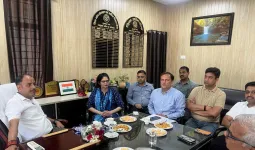 मुजफ्फरनगर में उद्योगों की राह में एनओसी की सुस्ती बनी बड़ा रोड़ा, एडिशनल कमिश्नर से मिले उद्यमी