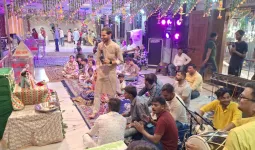 मुजफ्फरनगरः ‘नन्द के आनंद भयो, जय कन्हैया लाल की’ से गूंजा मुजफ्फरनगर, आस्था के रंग में डूबा शहर