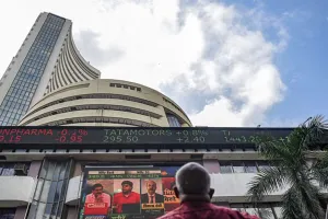 भारी गिरावट में खुले शेयर बाजार, सेंसेक्स दो फीसदी से ज्यादा लुढ़का