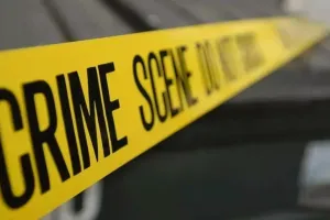 सुलतानपुर में खूनी इश्क: पत्नी ने प्रेमी के साथ मिलकर की पति की बेरहमी से हत्या, धारदार हथियार से उतारा मौत के घाट