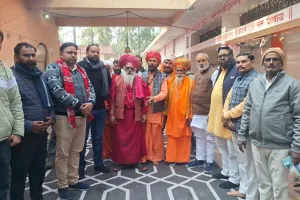 मुजफ्फरनगर: 43 दिन की कठोर 'जलधारा तपस्या' का शाही समापन, महंत कन्हैया गिरी ने 108 घड़ों के जल से किया स्नान