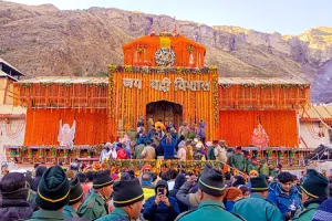 बद्रीनाथ और केदारनाथ में गैर-हिंदुओं की एंट्री पर लगेगी रोक, मंदिर समिति ने उठाया बड़ा कदम 