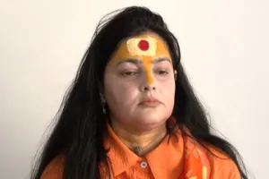 अविमुक्तेश्वरानंद में अहंकार काफी है और ज्ञान शून्य, माघ मेले में हुए विवाद पर बोलीं ममता कुलकर्णी