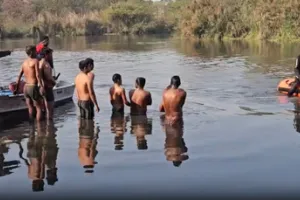 दिल्ली-नोएडा बॉर्डर पर मूर्ति विसर्जन के दौरान यमुना में एक व्यक्ति लापता, एनडीआरएफ कर रही तलाश 
