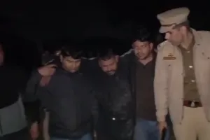 खुर्जा : पुलिस मुठभेड़ में गोकशी आरोपी नदीम घायल, साथी हुजैफा भी गिरफ्तार