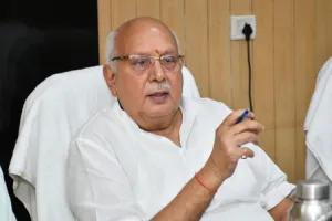 उत्तर प्रदेश: अब किसानों को नहीं लगाने होंगे विभाग के चक्कर, एक फोन पर मिलेगी जानकारी