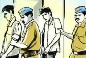 बुलंदशहर में दो बदमाश गिरफ्तार,दस लाख के आभूषण बरामद