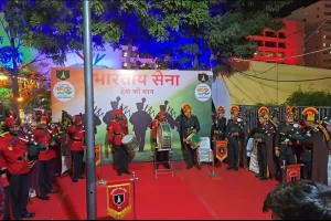 फ्लावर शो में गोल्डन कटार डिवीजन के पाइप बैंड की शानदार प्रस्तुति..देशभक्ति के रंग में रंगा साबरमती रिवरफ्रंट