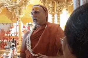 'केशव मौर्य स्टैंड नहीं ले सके': स्वामी अविमुक्तेश्वरानंद ने यूपी के डिप्टी सीएम पर साधा निशाना