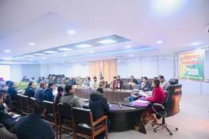बागपत: जिलाधिकारी अस्मिता लाल ने विभागों की समीक्षा बैठक कर सुधार के दिए निर्देश