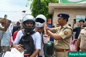 इंदौर में ट्रैफिक पुलिस का महाअभियान, बिना हेलमेट वालों पर रिकॉर्ड कार्रवाई, सड़कों पर दिखी अब तक की सबसे बड़ी सख्ती