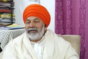 दिल्ली के कागजों में ही बजट अच्छा, जमीनी हकीकत से दूर: राकेश टिकैत