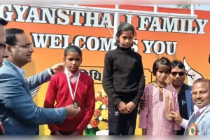 मीरापुर में ब्लॉक स्तरीय बाल क्रीड़ा प्रतियोगिता का शंखनाद: आरिफ और मनुश्री ने दौड़ में गाड़े जीत के झंडे