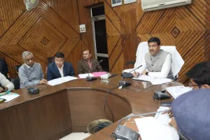 सहारनपुर में सख्ती का असर: सड़क दुर्घटनाओं में 20% से अधिक कमी, डीएम मनीष बंसल ने दिए कड़े निर्देश