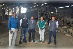 मुजफ्फरनगर में प्रदूषण फैलाने वाली पेपर मिलों पर 'सर्जिकल स्ट्राइक': 4 बड़ी मिलों पर प्रशासन का छापा, बॉयलर और प्लांट सील