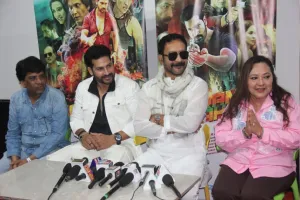 ‘गरम माहौल’ ने बढ़ाया सिनेमाई तापमान: मुंबई में फिल्म का ट्रेलर और पोस्टर लॉन्च, डॉन के किरदार में नजर आएंगे एहसान खान