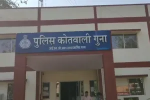 मध्य प्रदेश: सरकारी स्कूल के वॉशरूम में छात्राओं से अश्लील हरकत, ऑटो चालक गिरफ्तार