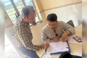 मुज़फ्फरनगर में होली से पहले मिलावटखोरों पर नकेल: एमके इंडस्ट्रीज पर छापा, भारी मात्रा में संदिग्ध रिफाइंड तेल सीज